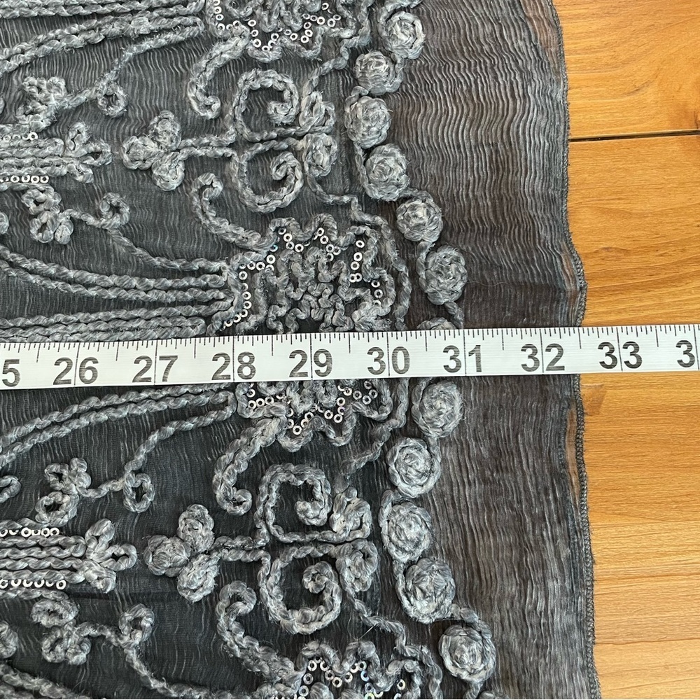 Soft Surroundings Grey 100% Silk Sleeveless Tunic Embroidered Sequins Size XL - Picture 3 of 13